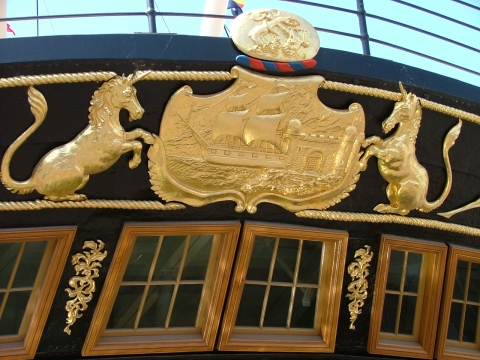 Detailing on the stern